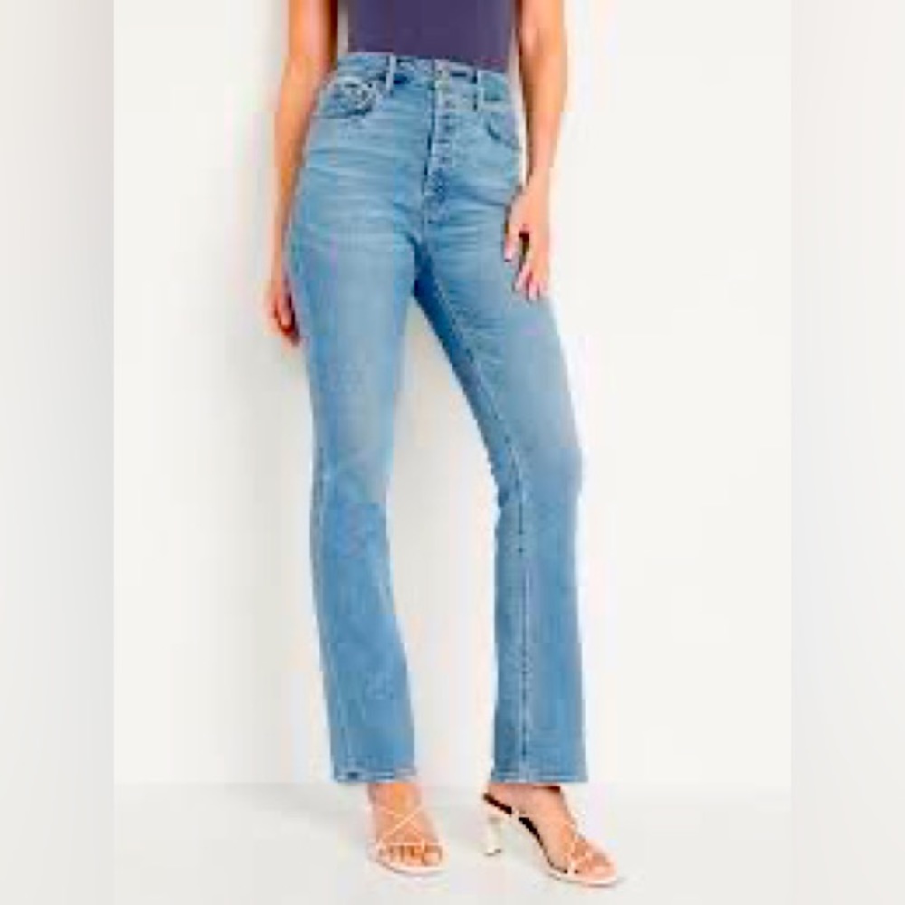 Old Navy NWT Women's Jeans Size 8 Extra High Rise Kicker Boot Cut Button Fly